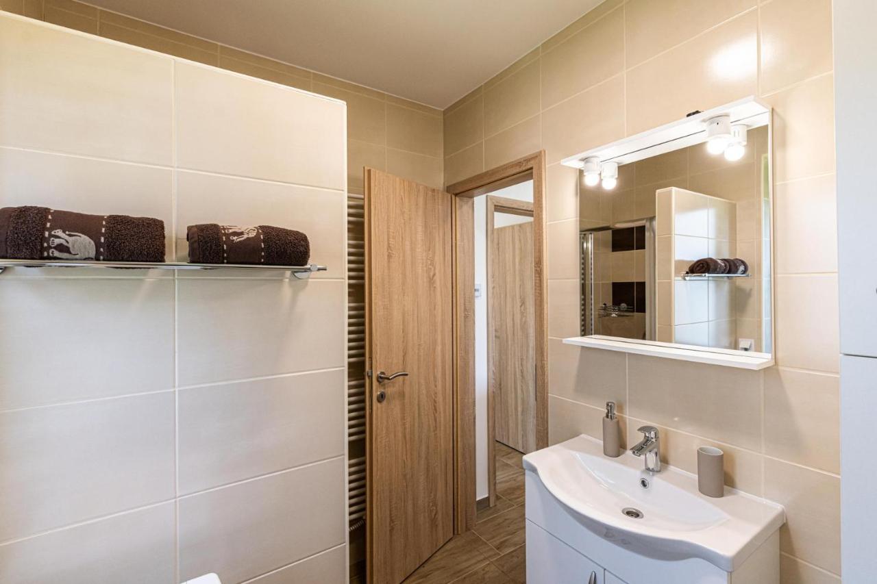 Apartmaji Banonia Veržej Exteriör bild