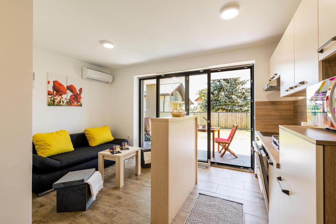 Apartmaji Banonia Veržej Exteriör bild