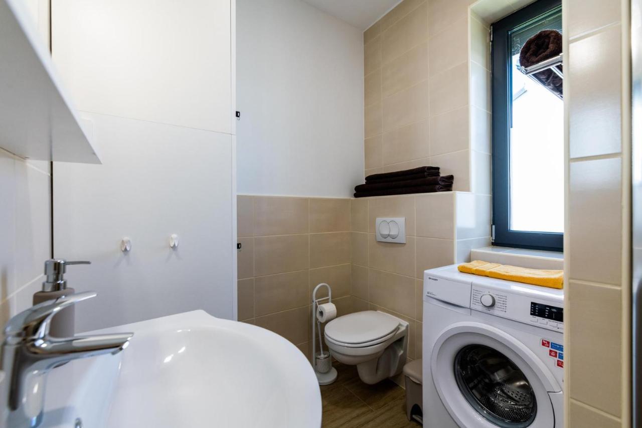 Apartmaji Banonia Veržej Exteriör bild