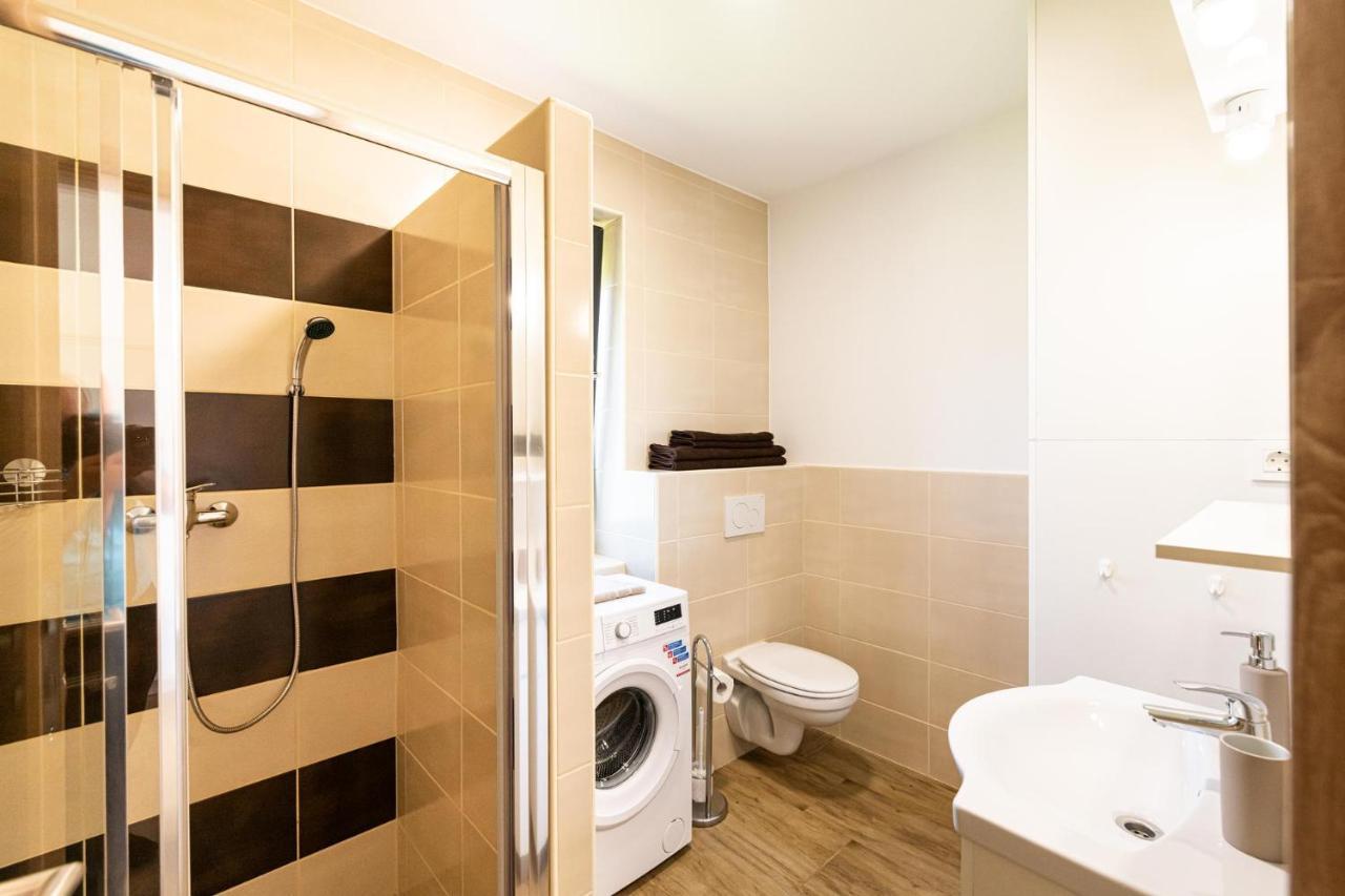 Apartmaji Banonia Veržej Exteriör bild
