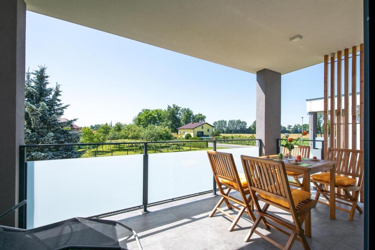 Apartmaji Banonia Veržej Exteriör bild